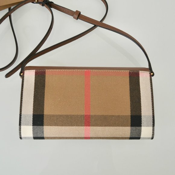 NWT BURBERRY HANNAH COCA HOUSE CHECK DERBY LEATHER CROSSBODY WALLET BAG … - Picture 5 of 11